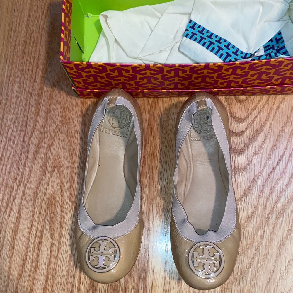 Tory Burch Caroline flat